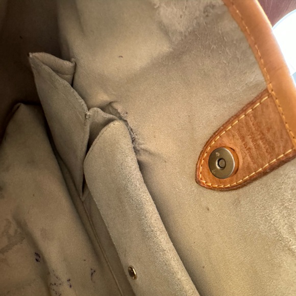 LOUIS VUITTON Damier Azur Galleria PM Shoulder Bag - Picture 10 of 16